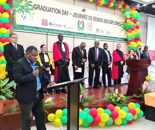 Retour sur la cérémonie de remise des diplômes au Vanuatu
