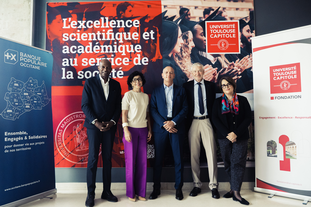 Signature d'une convention de mécénat entre la Fondation Toulouse Capitole Université et la Banque Populaire Occitane