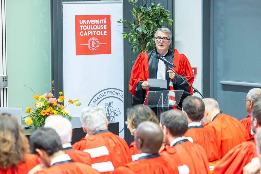 Cérémonie de remise du DHC à Dieter Grimm