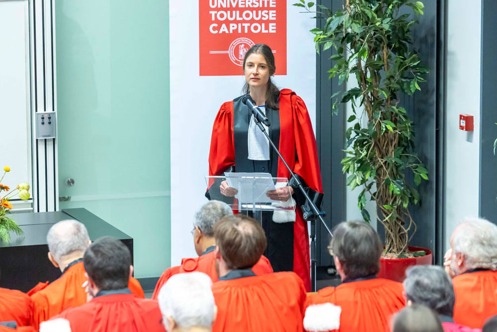 Cérémonie de remise du DHC à Dieter Grimm