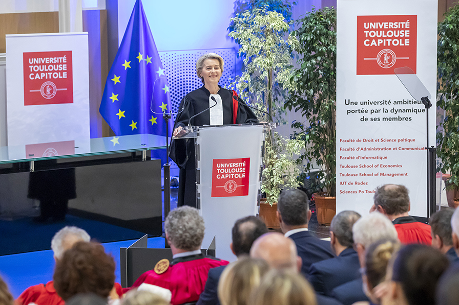 Cérémonie de remise du DHC à Ursula von der Leyen