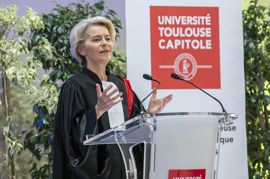 Cérémonie de remise du DHC à Ursula von der Leyen