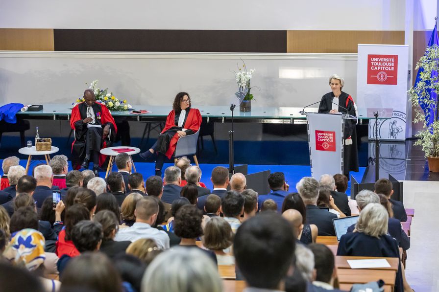 Cérémonie de remise du DHC à Ursula von der Leyen