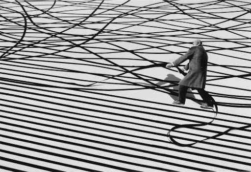 Gilbert Garcin_Changer le Monde