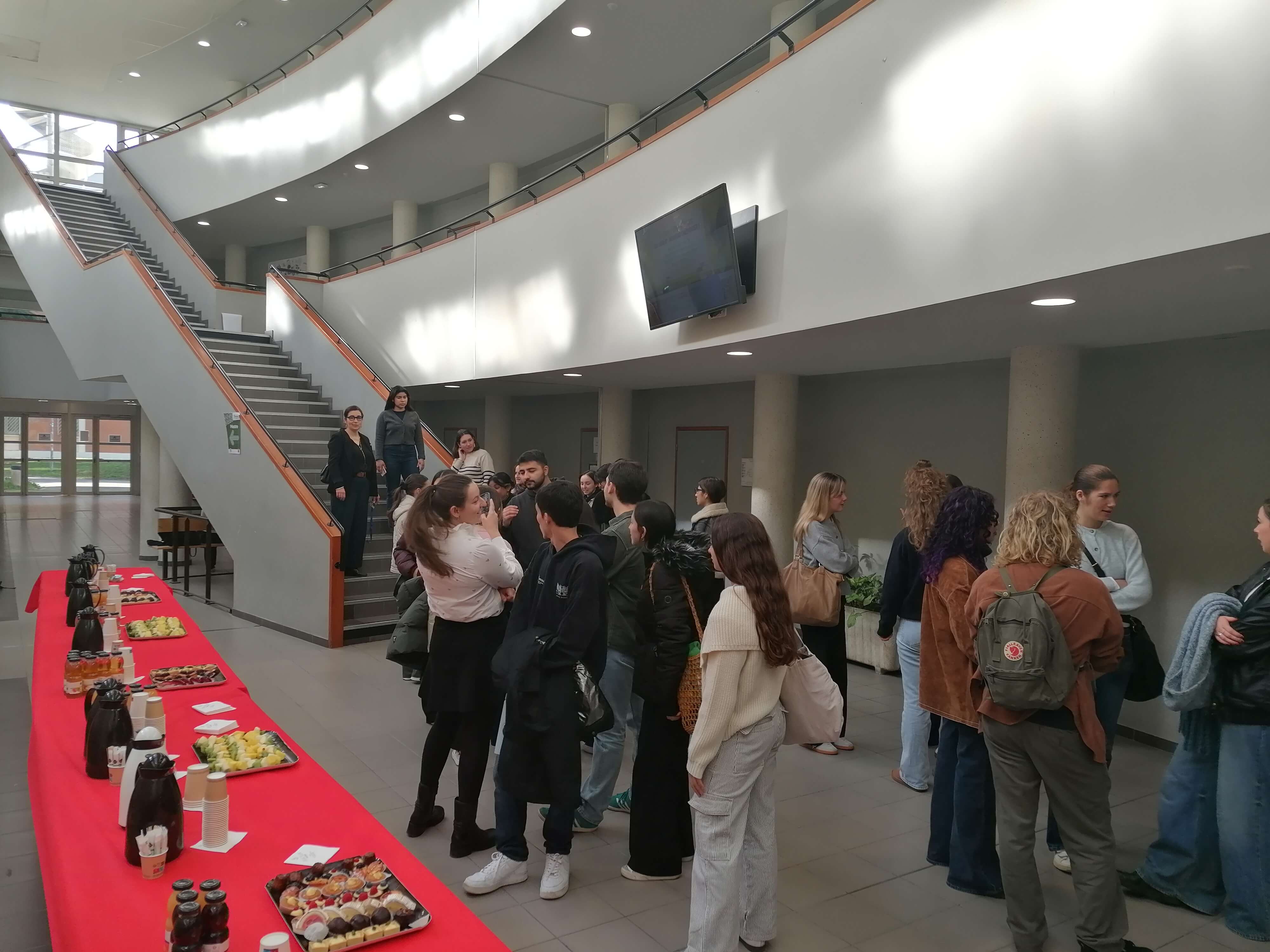 Pot de bienvenue des étudiants internationaux  en échange ce second semestre n°2