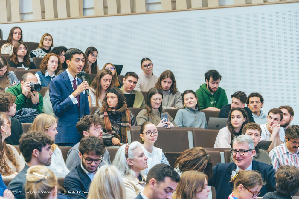 Visite du ministre de l’Europe et des Affaires étrangères à UT Capitole