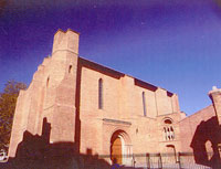 Saint Pierre des cuisines, façade de l'église