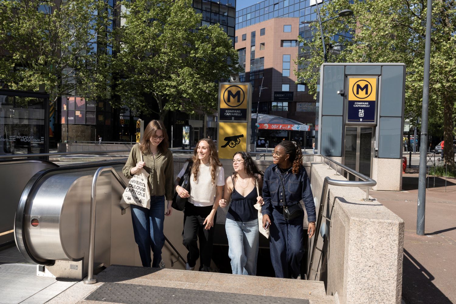 Métro Compans Caffarelli