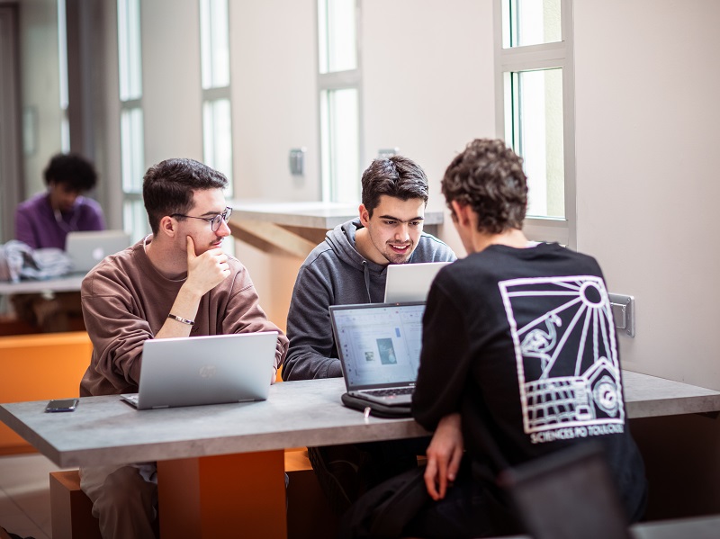 Salle d'étude, étudiants, Université Toulouse Capitole - Auteur : Timo_Claeys Copyright : @UT_Capitole