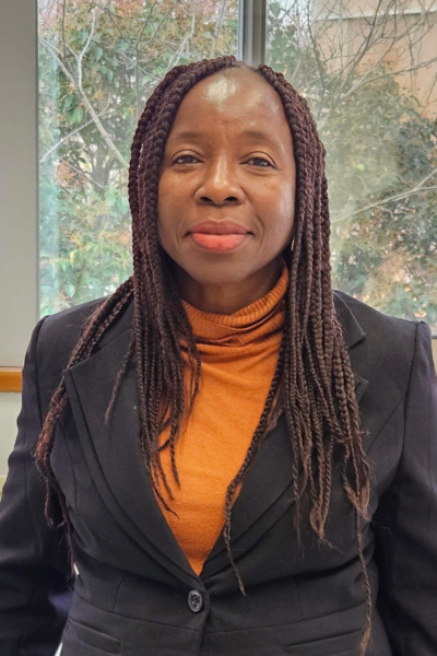 Illustration de l'article : Yvette Rachel Kalieu Elongo, professeure de droit privé à l’Université de Dschang, spécialiste en droit des affaires, en mobilité à UT Capitole